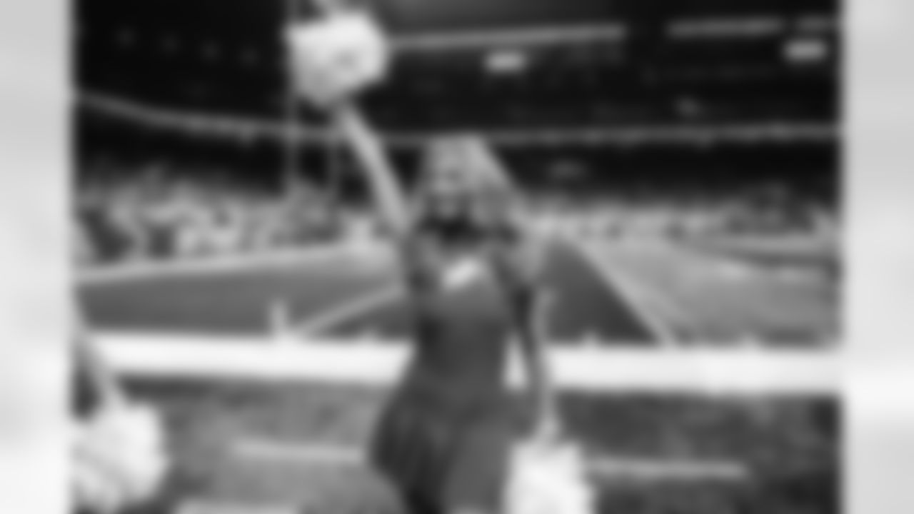 Detroit Lions Cheerleaders perform during a NFL football game against the Buffalo Bills on Thursday, November 24, 2022 in Detroit, MI. (Mike Ferdinande/Detroit Lions).