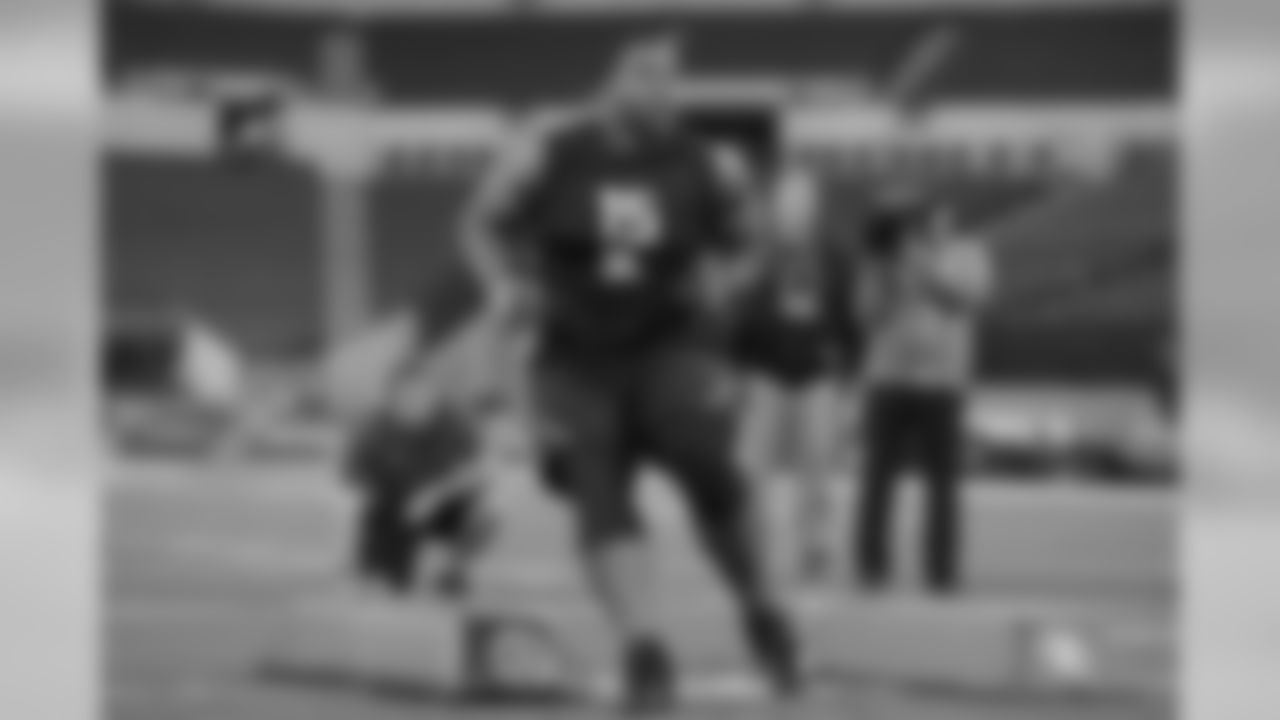 View photos of NFL prospect Da'Ron Payne.