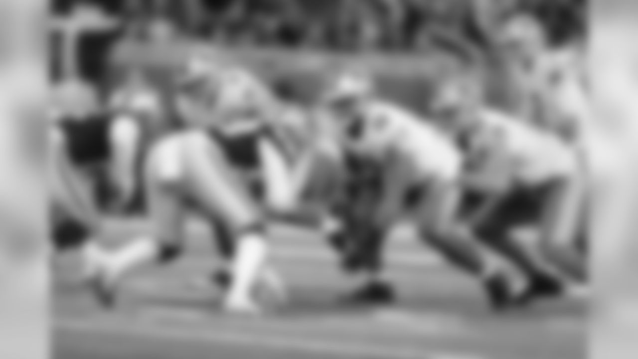 Detroit Lions tackle Taylor Decker (68) during a NFL football game against the Dallas Cowboys Sunday, Nov. 17, 2019 in Detroit. (Detroit Lions via AP).
