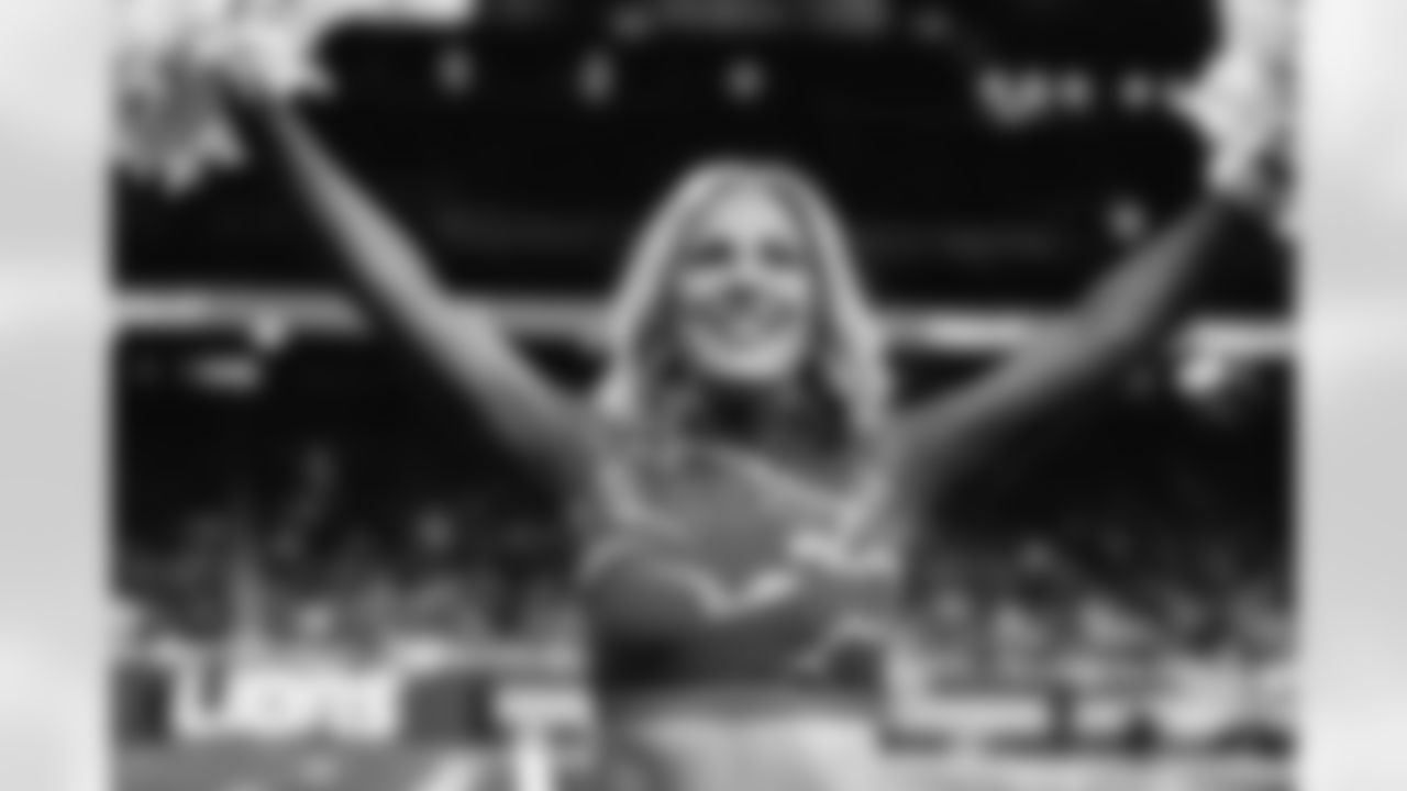 Detroit Lions Cheerleaders during a NFL football game against the Green Bay Packers on Sunday, January 9, 2022 in Detroit, MI. (Mike Ferdinande/Detroit Lions).