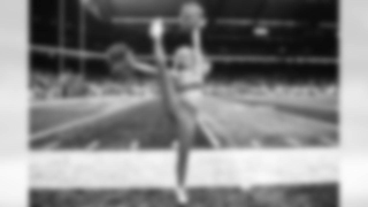 Detroit Lions Cheerleaders perform during a NFL football game against the Buffalo Bills on Thursday, November 24, 2022 in Detroit, MI. (Mike Ferdinande/Detroit Lions).