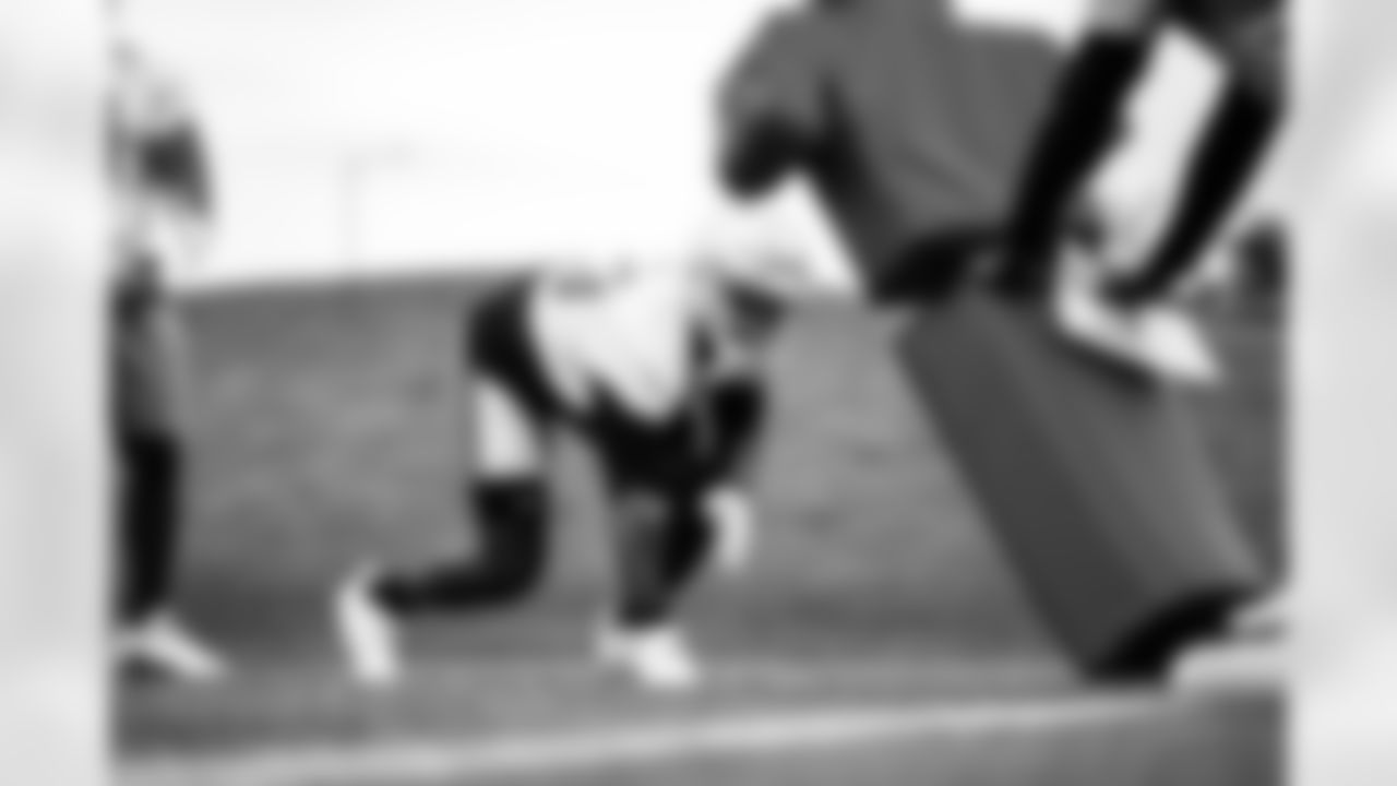 Detroit Lions outside linebacker Charles Harris (53) during OTAs at the Lions training facility in Allen Park, MI on May 25, 2022. (Jeff Nguyen/Detroit Lions)