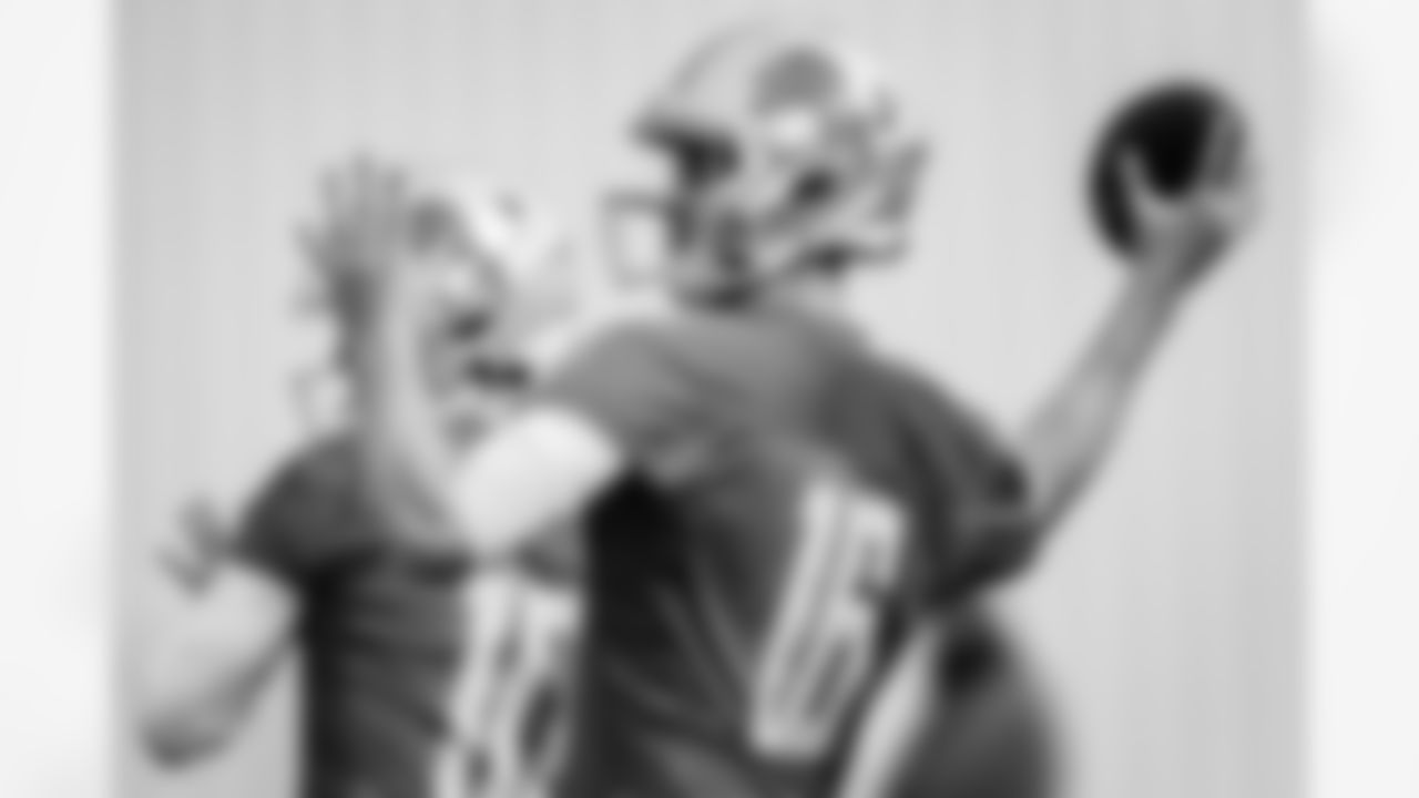 Detroit Lions quarterback Jared Goff (16) during practice at the Training Facility in Allen Park, MI on November 11, 2021. (Josh Mandujano/Detroit Lions)
