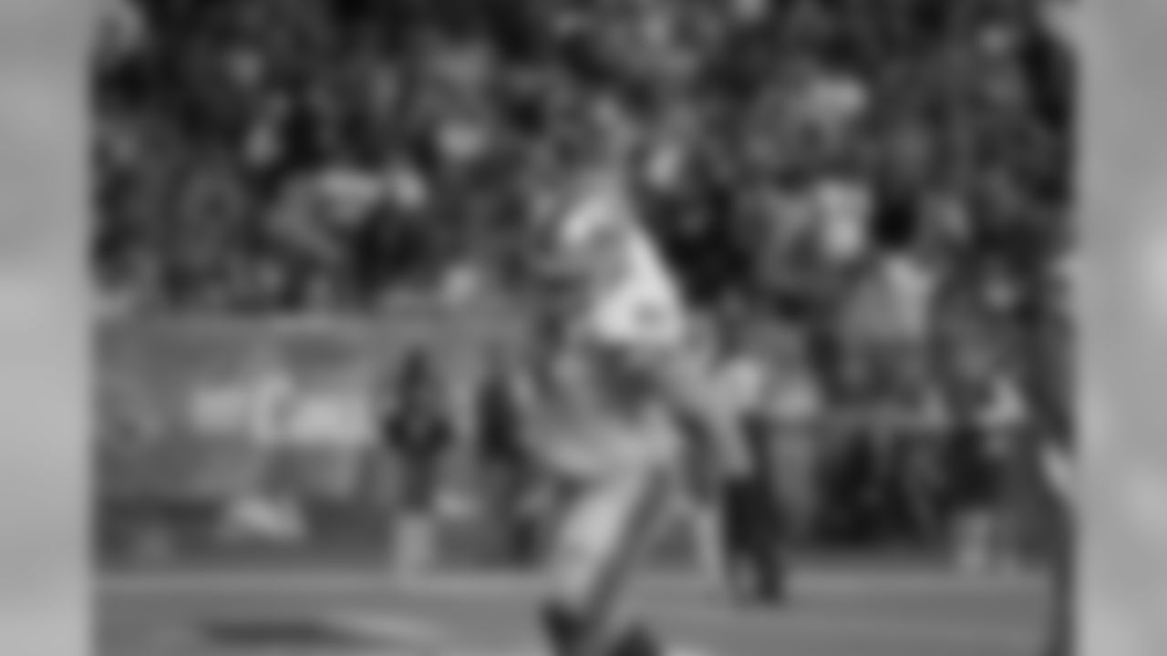 Detroit Lions center/guard Graham Glasgow (60) spikes the football in celebration of a touchdown run by Zach Zenner during a NFL football game against the Arizona Cardinals on Sunday, Dec. 9, 2018 in Glendale, Ariz. (Detroit Lions via AP).