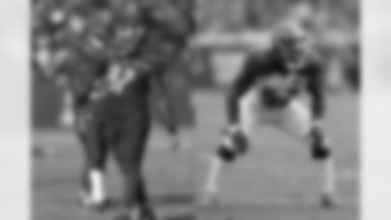 Giants LB Jonathan Casillas played with Lions DT Akeem Spence while in Tampa Bay from 2013-14.