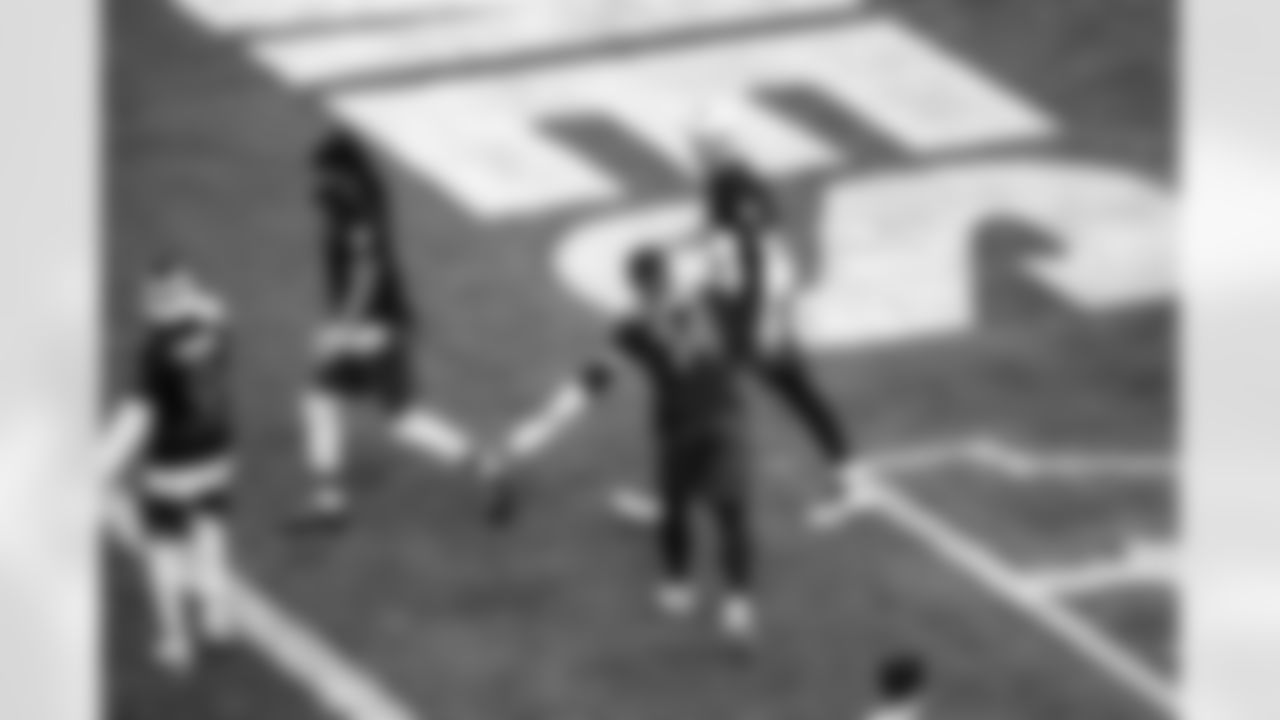 Detroit Lions quarterback Jared Goff (16) and Detroit Lions wide receiver Amon-Ra St. Brown (14) celebrate a NFC touchdown during the 2023 Pro Bowl Games in Las Vegas, NV on February 5, 2023. (Stuart Zaas/Detroit Lions)