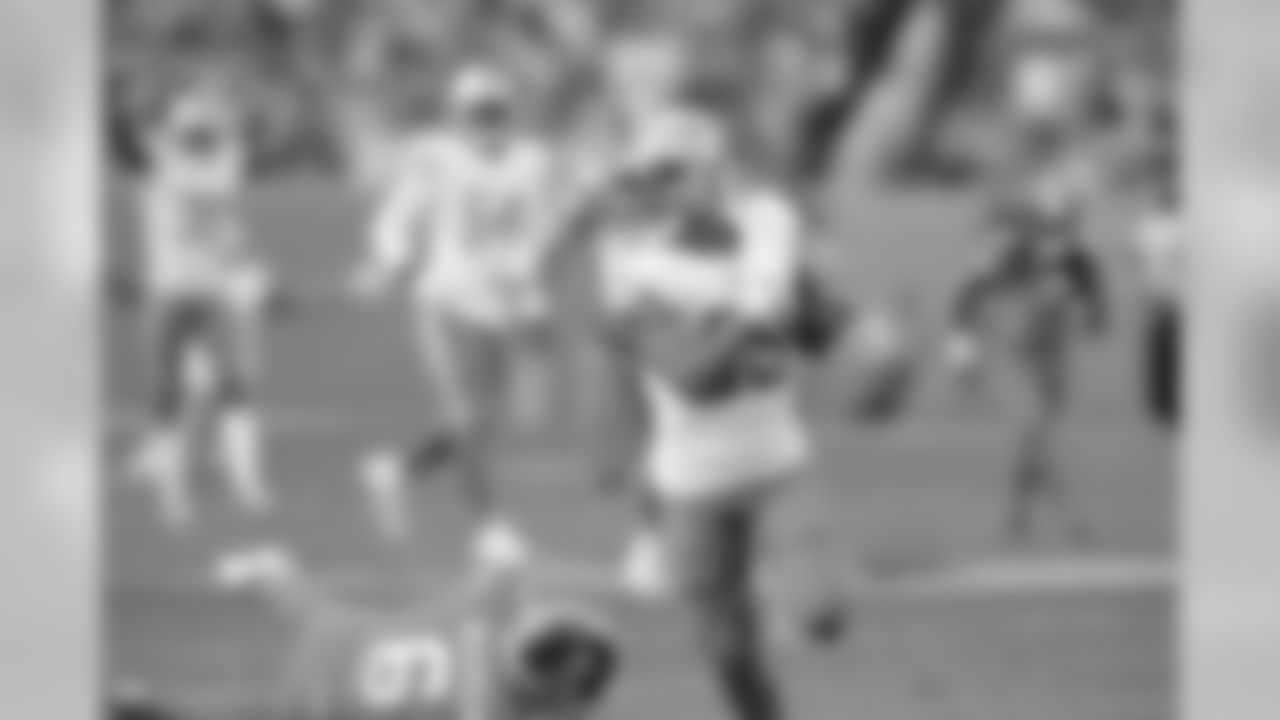 Detroit Lions cornerback Jamal Agnew (39) returns a punt for a touchdown during a NFL football game against the Denver Broncos Sunday, Dec. 22, 2019 in Denver. (Detroit Lions via AP).