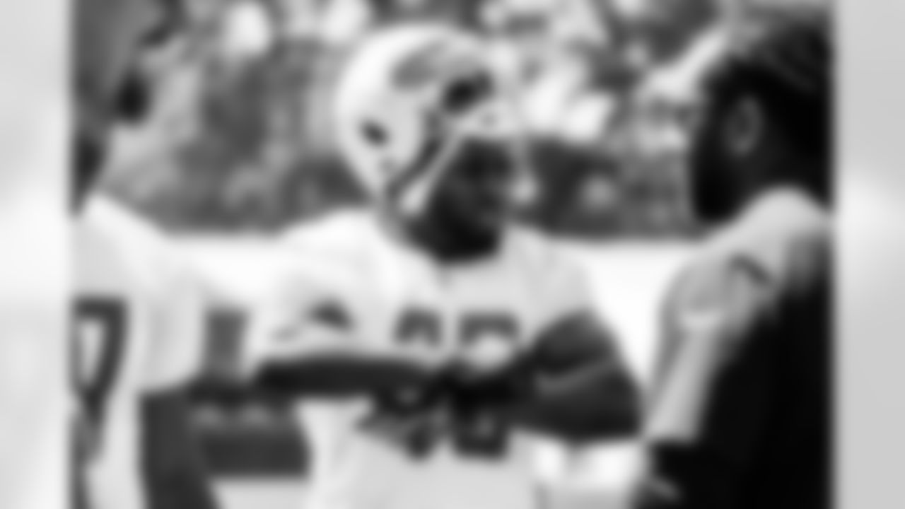 Detroit Lions linebacker Jarrad Davis (40) during OTAs at the Lions training facility in Allen Park, MI on May 24, 2022. (Jeff Nguyen/Detroit Lions)