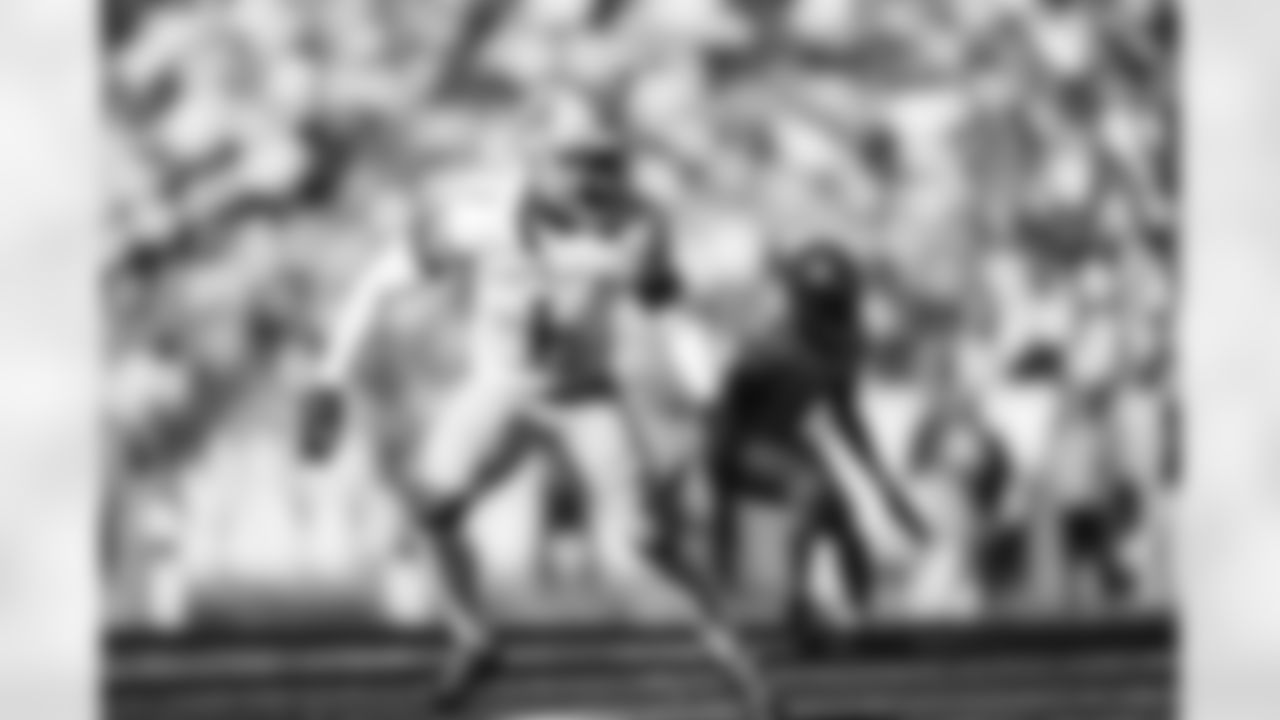 Detroit Lions cornerback Jeff Okudah (1) during a NFL football game against the New England Patriots on Sunday, October 9, 2022 in Foxborough, MA. (Jeff Nguyen/Detroit Lions).