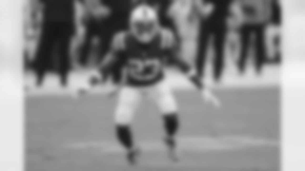 N: Kenny Moore II
Backed up by Isaiah Rodgers