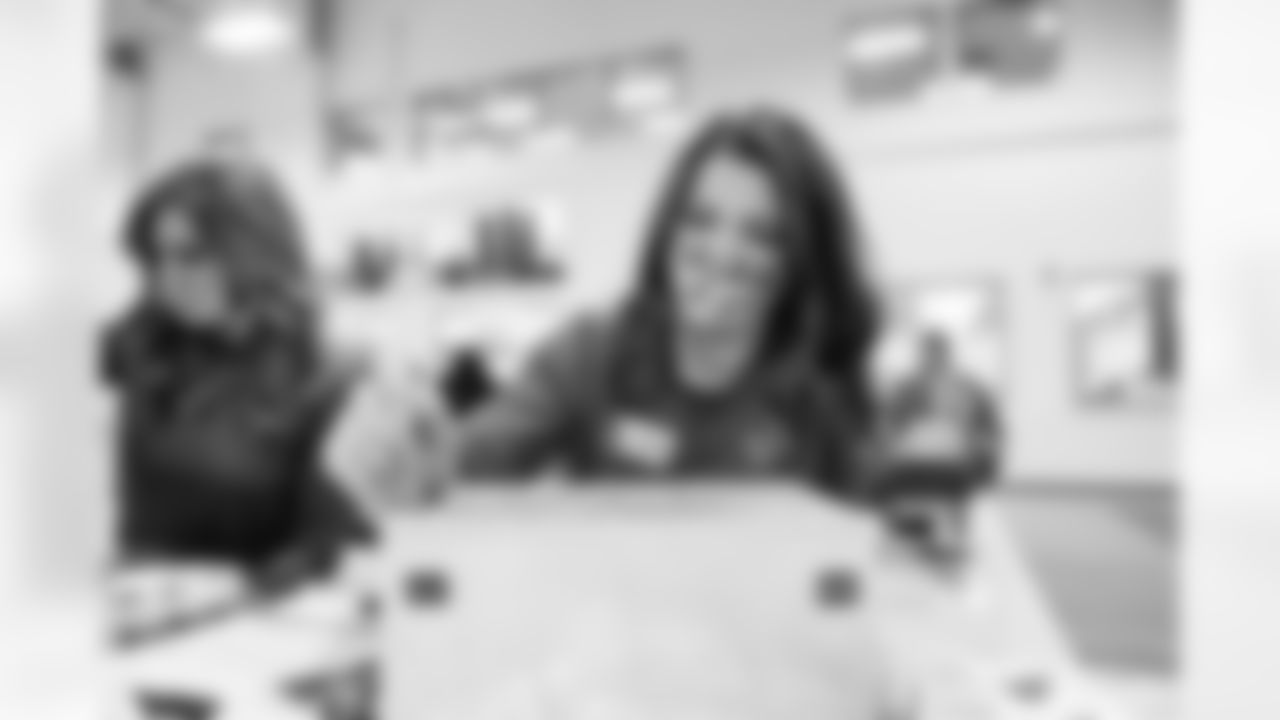 Detroit Lions Cheerleaders and Volunteers from Humanetics joined the Lions and Stronger Warrior Foundation to prepare care packages and letters to be sent overseas to active service members as a part of the Salute to Service initiative on October 28, 2021. (Jeff Nguyen/Detroit Lions)