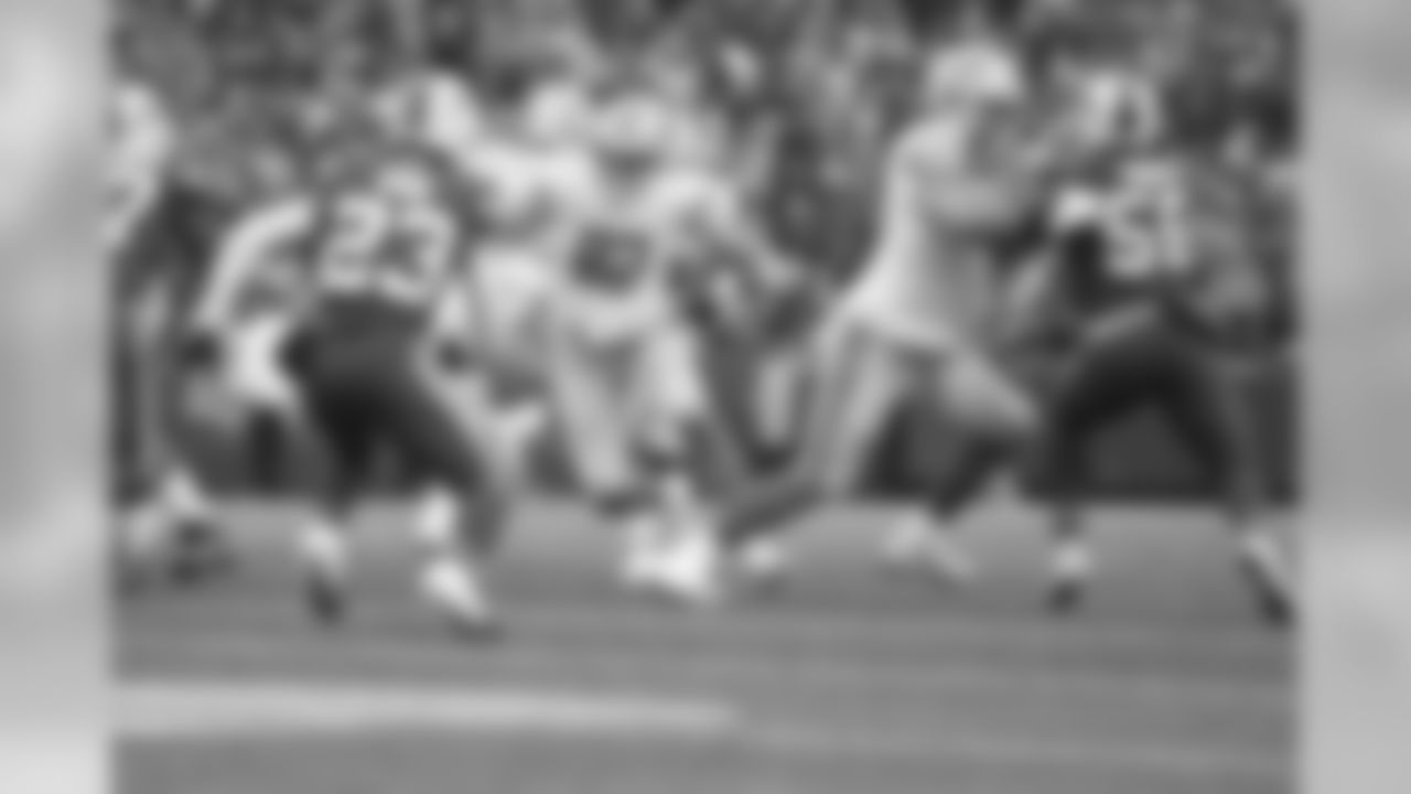 Detroit Lions tight end Luke Willson (82) blocks during a NFL football game against the Buffalo Bills on Sunday, Dec. 16, 2018 in Orchard Park, N.Y. (Detroit Lions via AP).