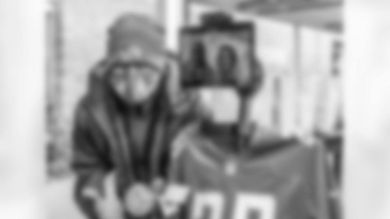 111720_DLA_CoatDrive_014