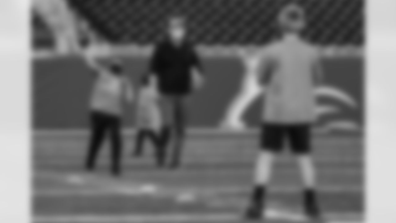 Youth athletes from Playworks Michigan participated in a Flag Football Jamboree at Ford Field.