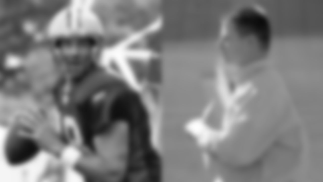 Lions Offensive Coordinator Darrell Bevell (right) was the quarterbacks coach in Green Bay from 2003-04 when Eagles Head Coach Doug Pederson (left) was the backup quarterback.