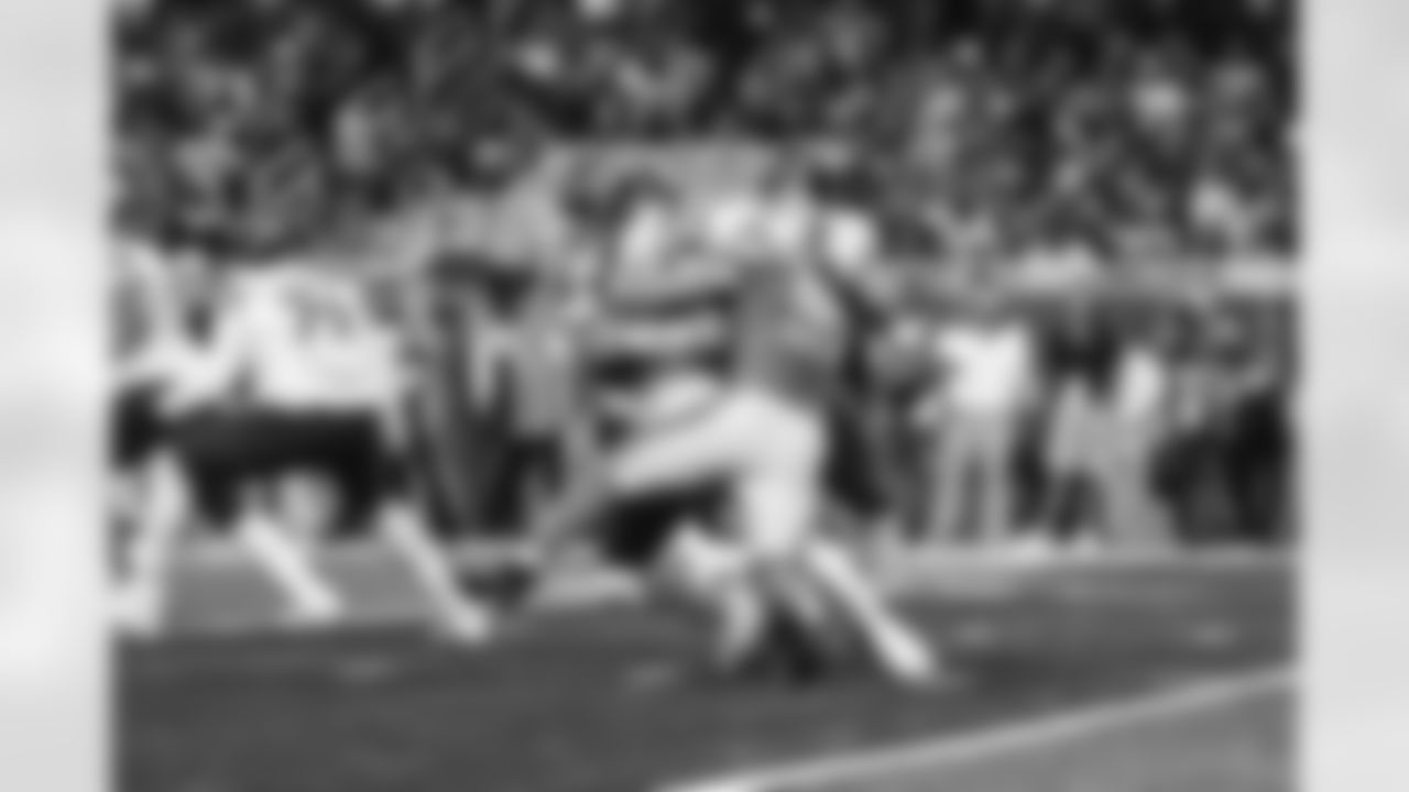 Detroit Lions defensive lineman Aidan Hutchinson (97) during a NFL football game against the Washington Commanders on Sunday, September 18, 2022 in Detroit, MI. (Josh Mandujano/Detroit Lions).