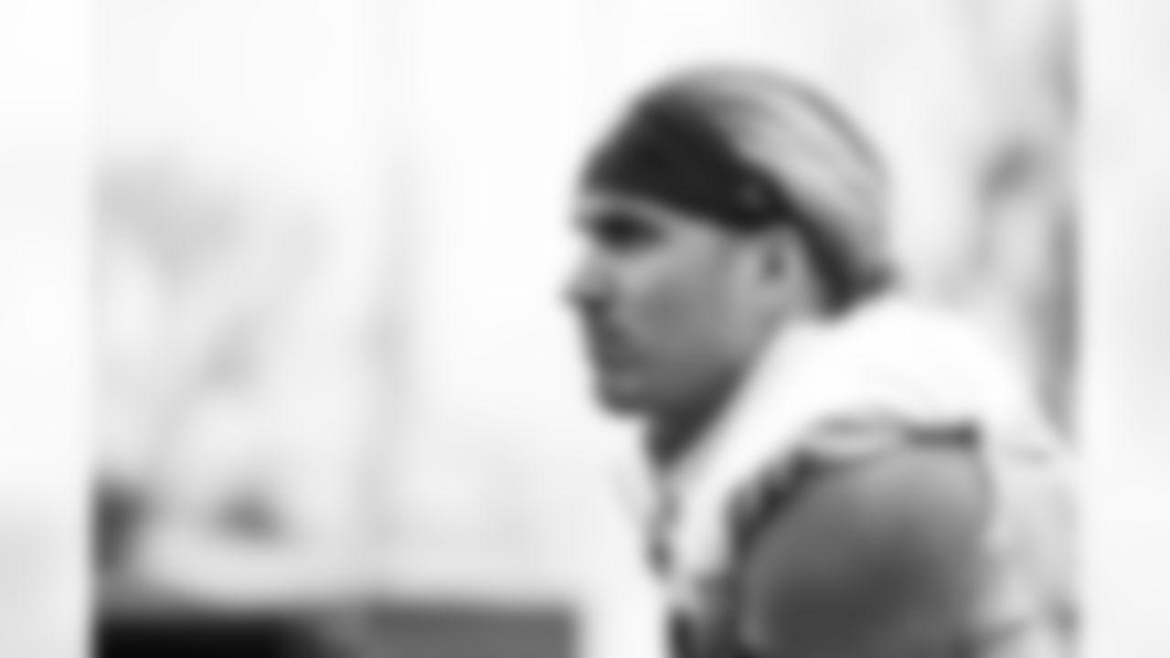 Detroit Lions linebacker Alex Anzalone (34) during practice at the Lions Training Facility in Allen Park, MI on November 11, 2022. (Jeff Nguyen/Detroit Lions)