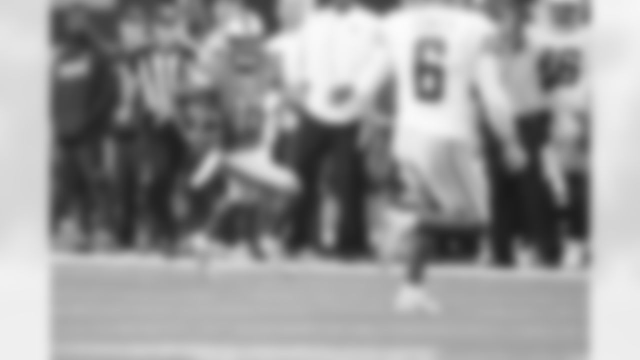 Punt return avg.: 12.3 (3rd)