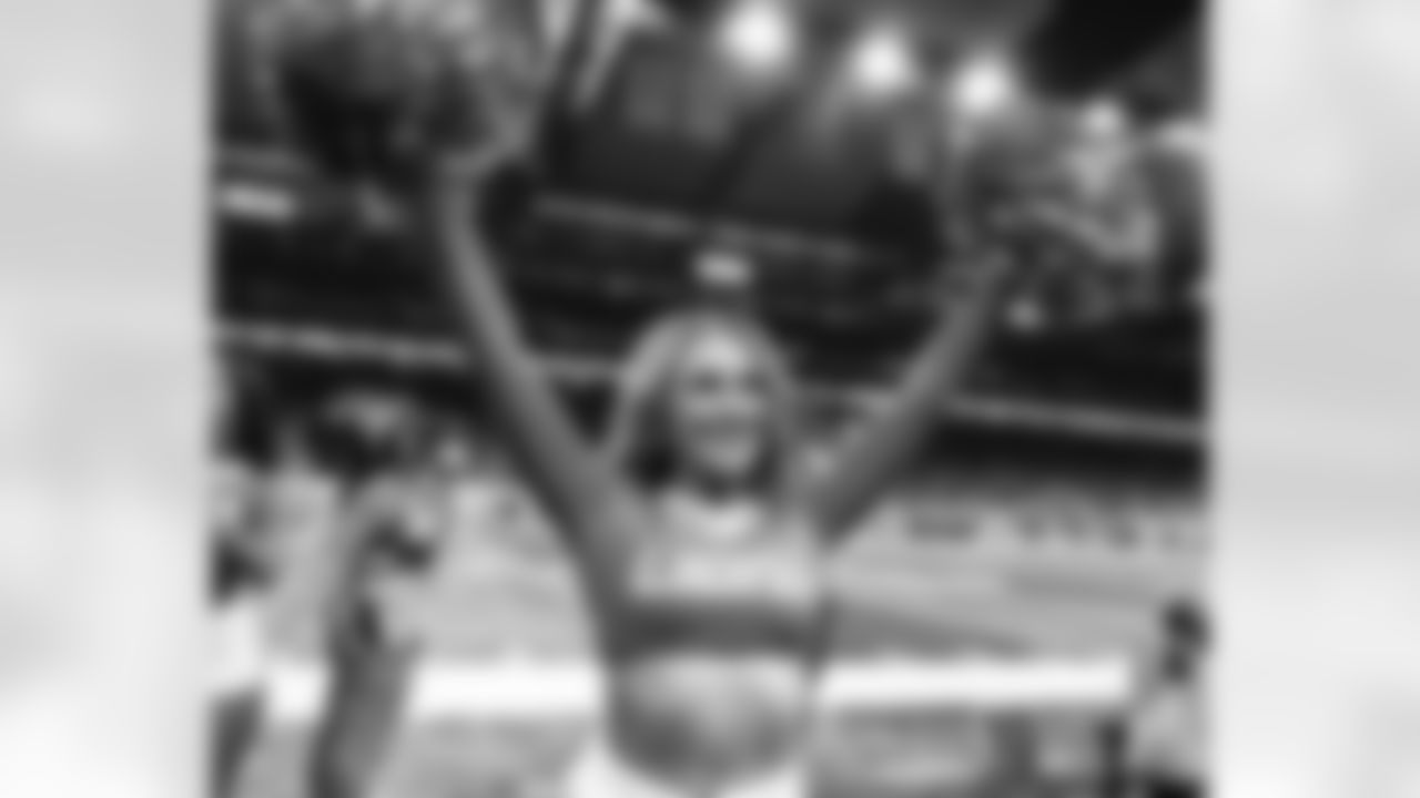 The Detroit Lions Cheerleaders during a NFL football game against the Chicago Bears on Sunday, January 1, 2023 in Detroit, MI. (Mike Ferdinande/Detroit Lions).