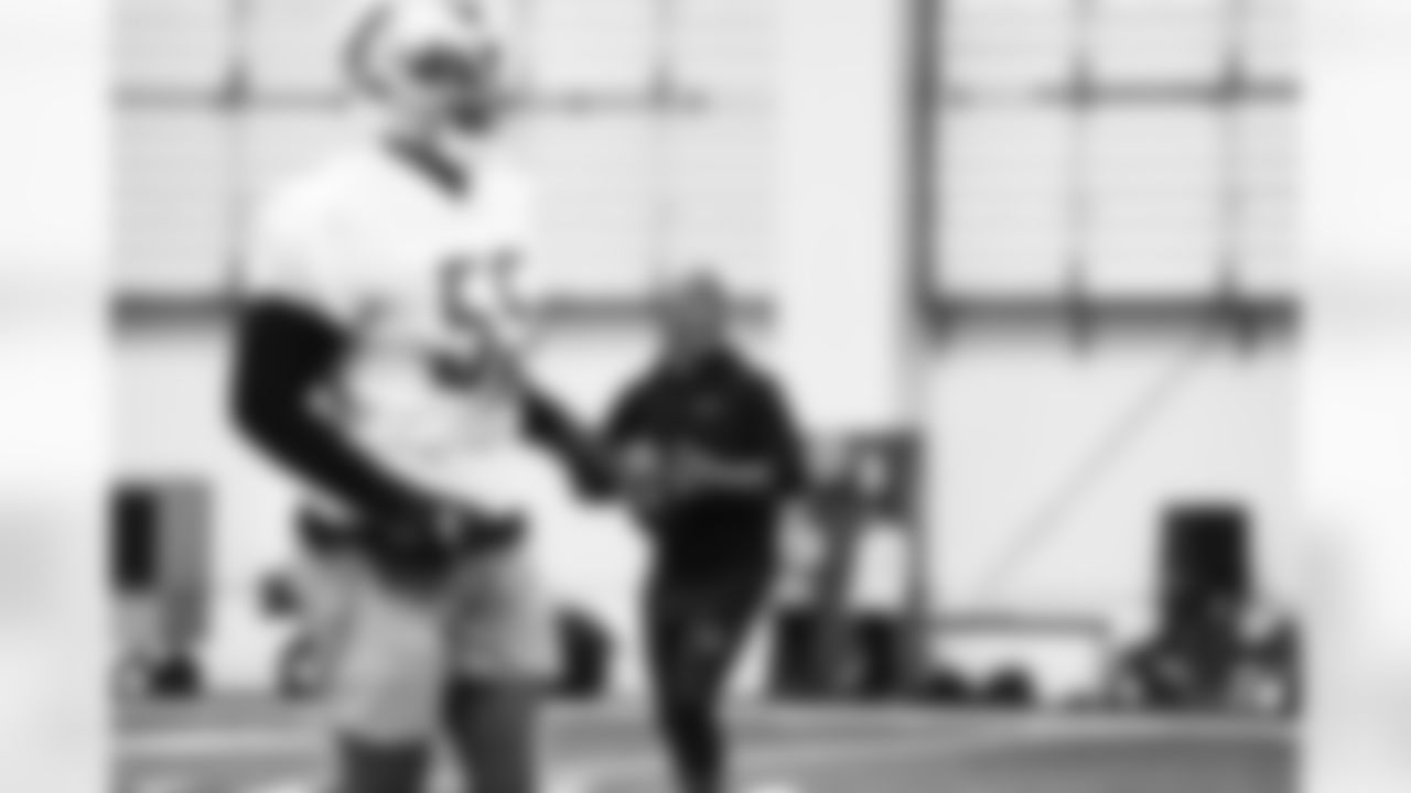 Detroit Lions Defensive Coordinator Aaron Glenn during practice at the Lions Training Facility in Allen Park, MI on December 1, 2022. (Jeff Nguyen/Detroit Lions)