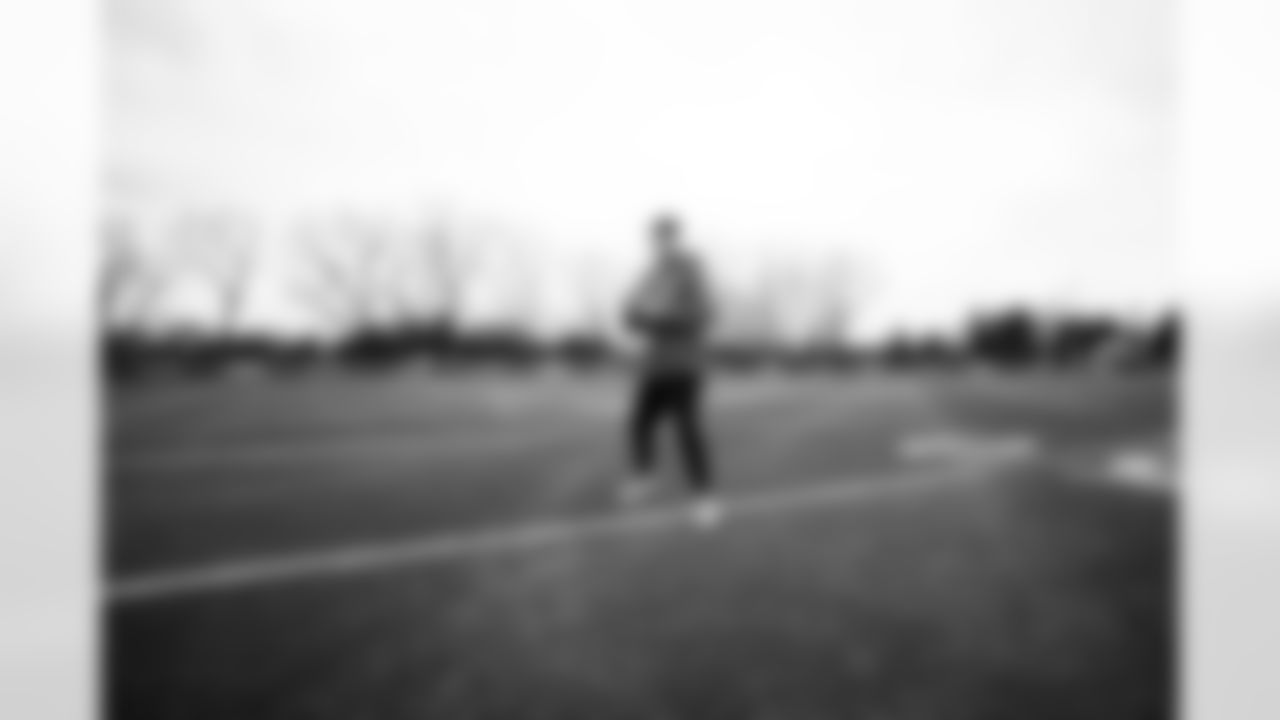 Detroit Lions quarterback Jared Goff (16) during a morning workout at the Lions training facility in Allen Park, MI on May 2, 2022. (Jeff Nguyen/Detroit Lions)