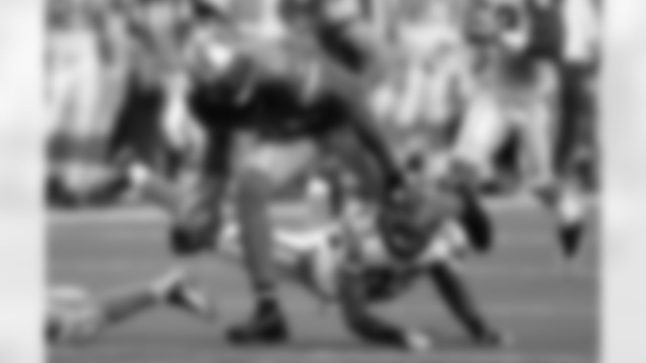 Nov. 20, 2011: Lions 49, Panthers 35