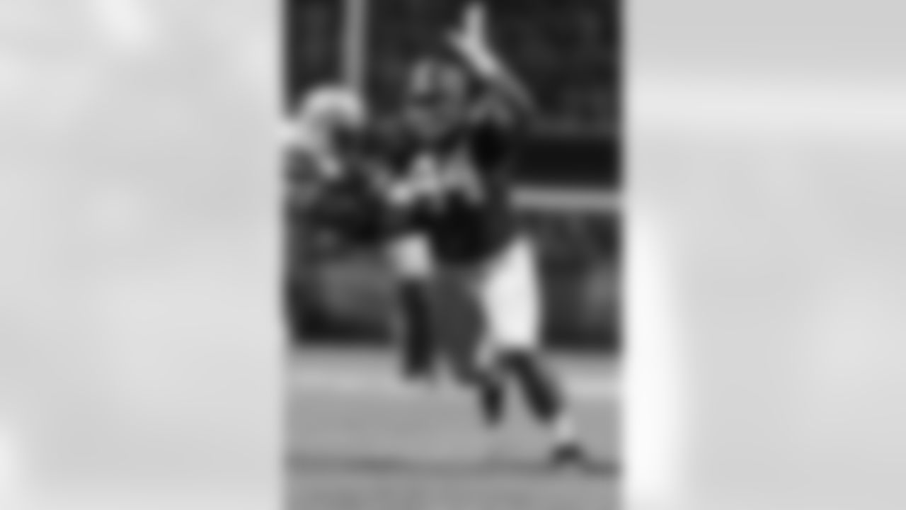 View photos of NFL prospect Da'Ron Payne.