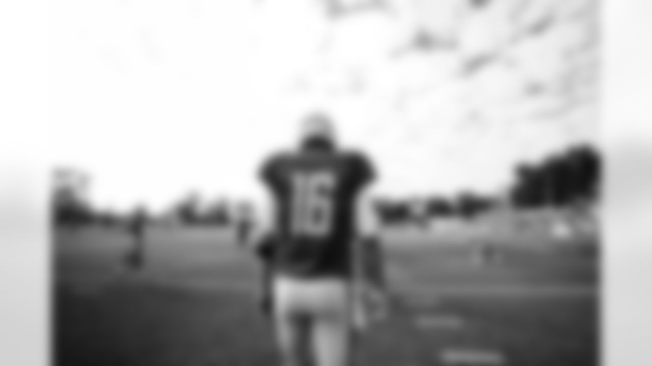 Detroit Lions quarterback Jared Goff (16) during a training camp practice at the Training Facility in Allen Park, MI on August 3rd, 2021. (Jeff Nguyen/Detroit Lions)