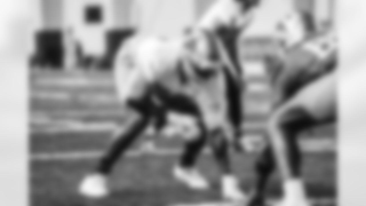 Detroit lions outside linebacker Charles Harris (53) during Lions Training Camp at the Training Facility in Allen Park, MI on August 9th, 2021. (Jeff Nguyen/Detroit Lions)