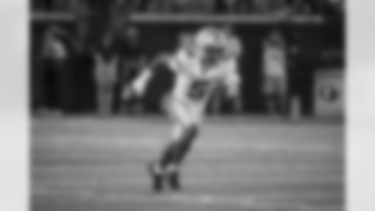 Ohio State wide receiver Garrett Wilson (5) runs a route against Minnesota in the fourth quarter of an NCAA college football game Thursday, Sept. 2, 2021, in Minneapolis. Ohio State won 45-31. (AP Photo/Bruce Kluckhohn)