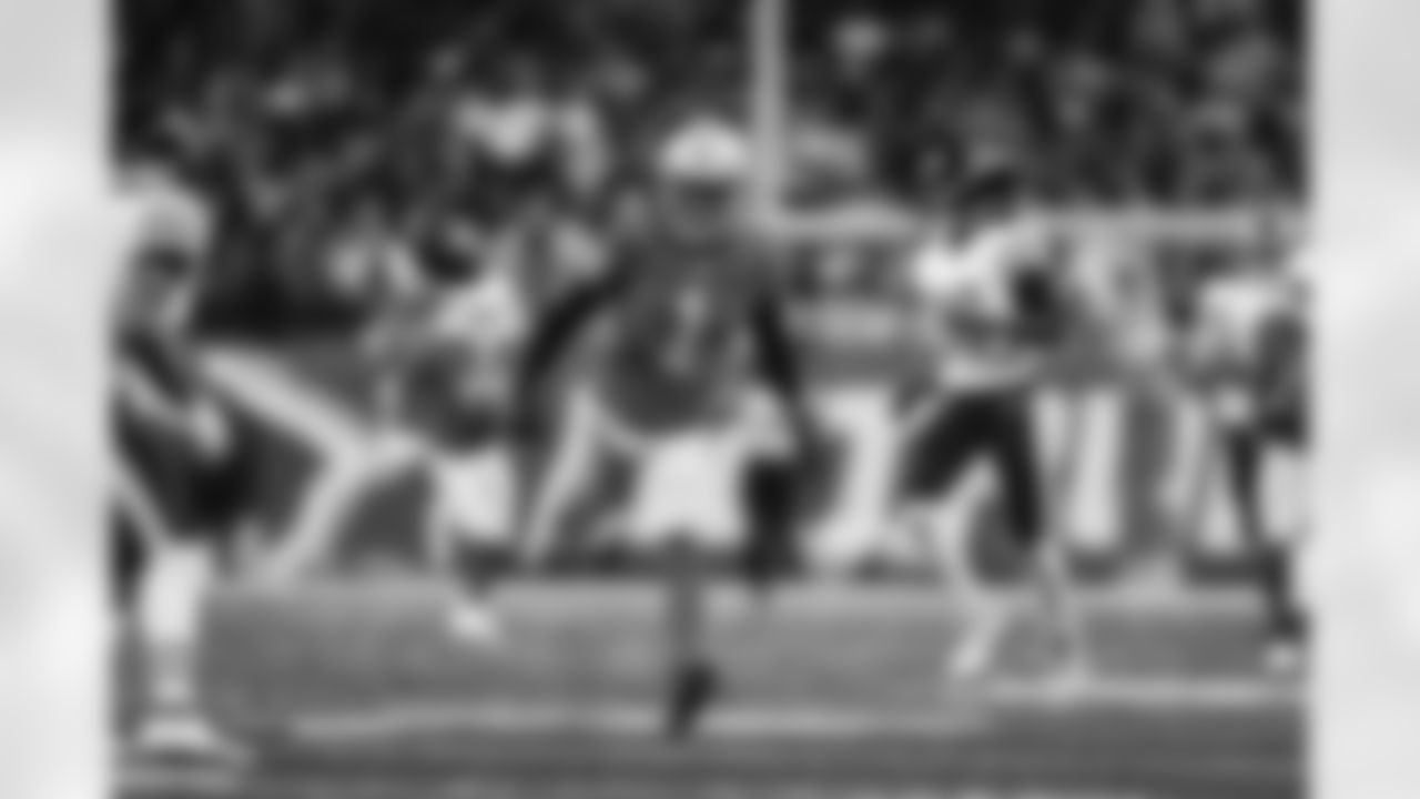 Detroit Lions cornerback Jeff Okudah (1) during a NFL football game against the Chicago Bears on Sunday, January 1, 2023 in Detroit, MI. (Jeff Nguyen/Detroit Lions).