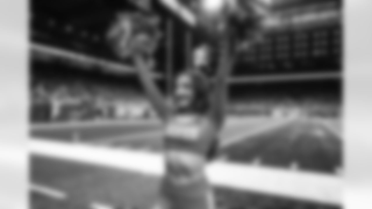 The Detroit Lions Cheerleaders during a NFL football game against the Chicago Bears on Sunday, January 1, 2023 in Detroit, MI. (Mike Ferdinande/Detroit Lions).