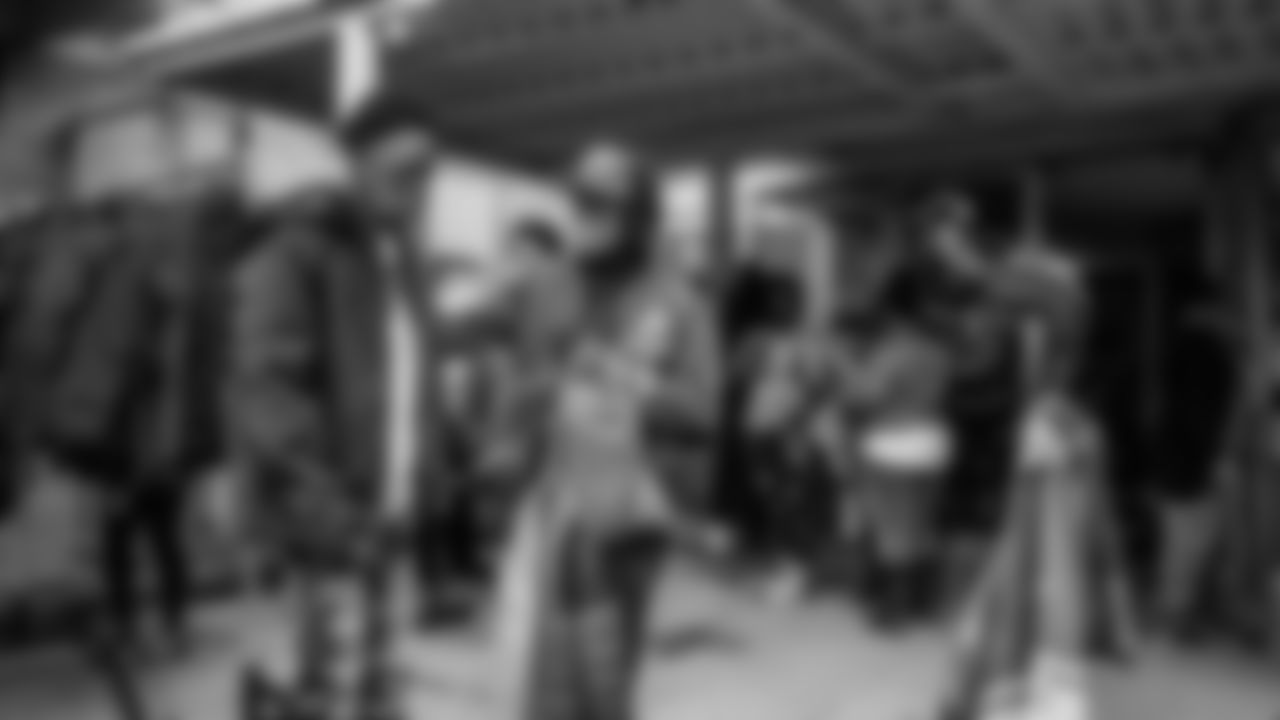 111720_DLA_CoatDrive_003