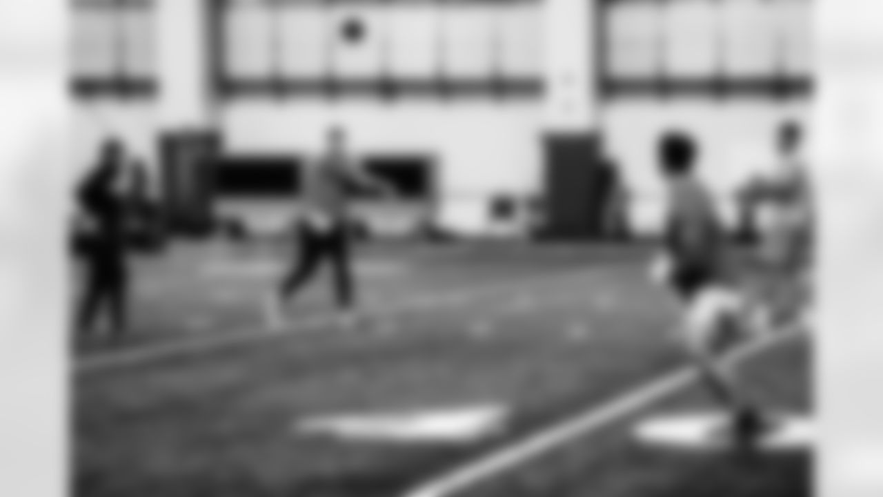 Detroit Lions quarterback Jared Goff (16) during a morning workout at the Lions training facility in Allen Park, MI on April 19, 2022. (Stuart Zaas/Detroit Lions)