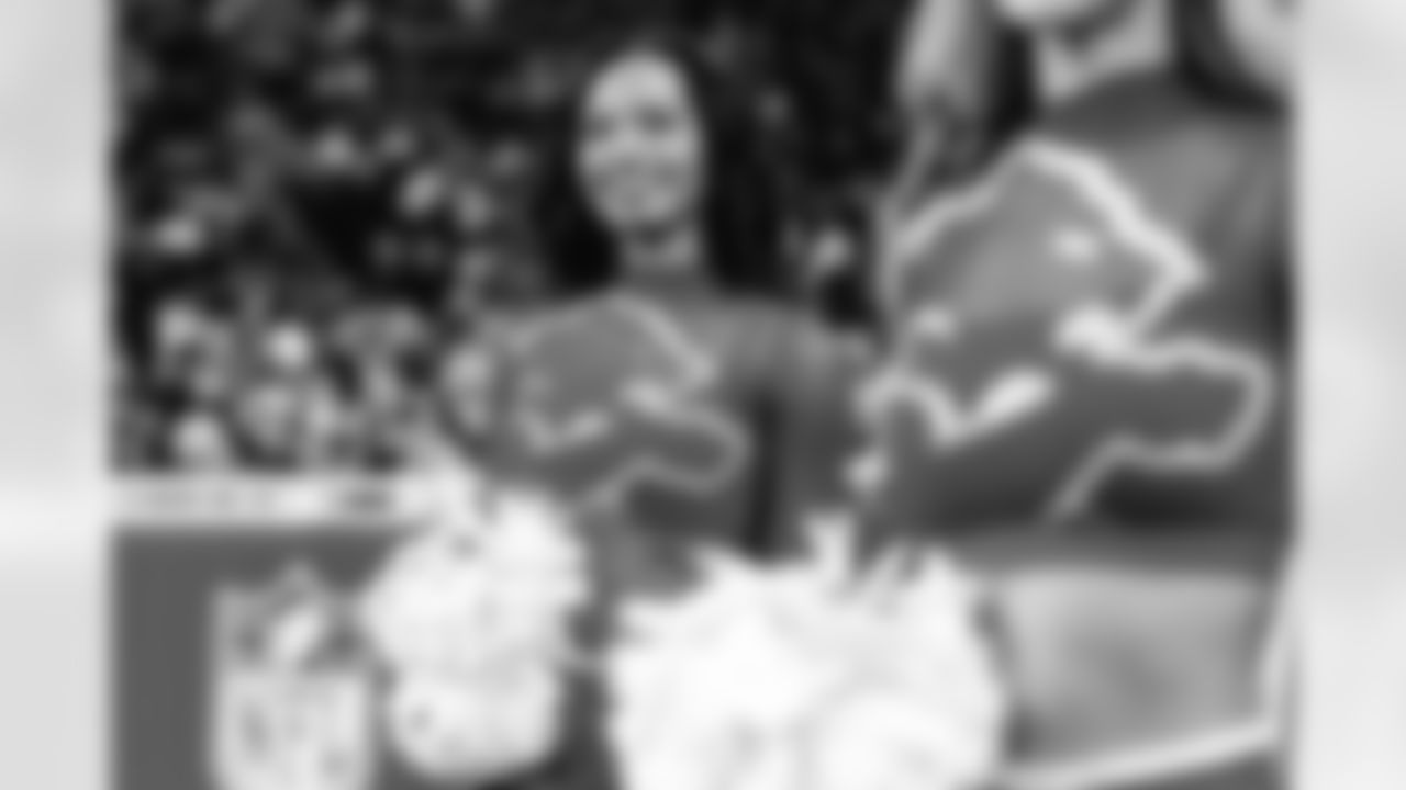 Detroit Lions Cheerleaders during a NFL football game against the Green Bay Packers on Sunday, January 9, 2022 in Detroit, MI. (Mike Ferdinande/Detroit Lions).