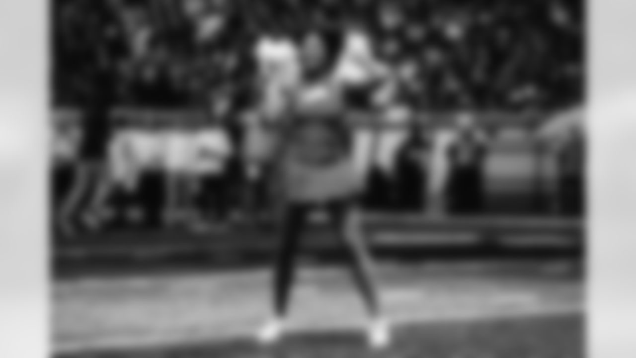 Detroit Lions Cheerleaders perform during a NFL football game against the Buffalo Bills on Thursday, November 24, 2022 in Detroit, MI. (Mike Ferdinande/Detroit Lions).