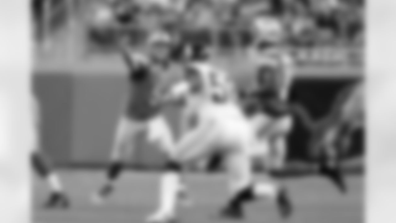 vs. St. Louis Rams