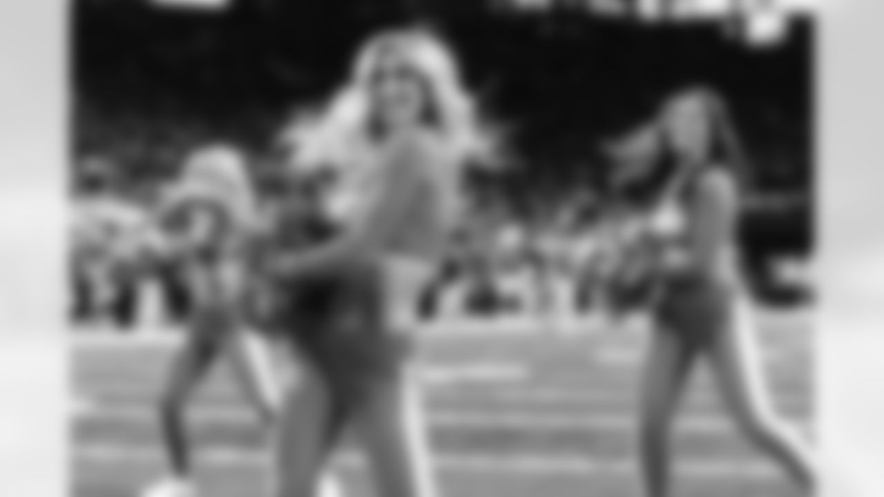 The Detroit Lions Cheerleaders during a NFL football game against the Chicago Bears on Sunday, January 1, 2023 in Detroit, MI. (Mike Ferdinande/Detroit Lions).