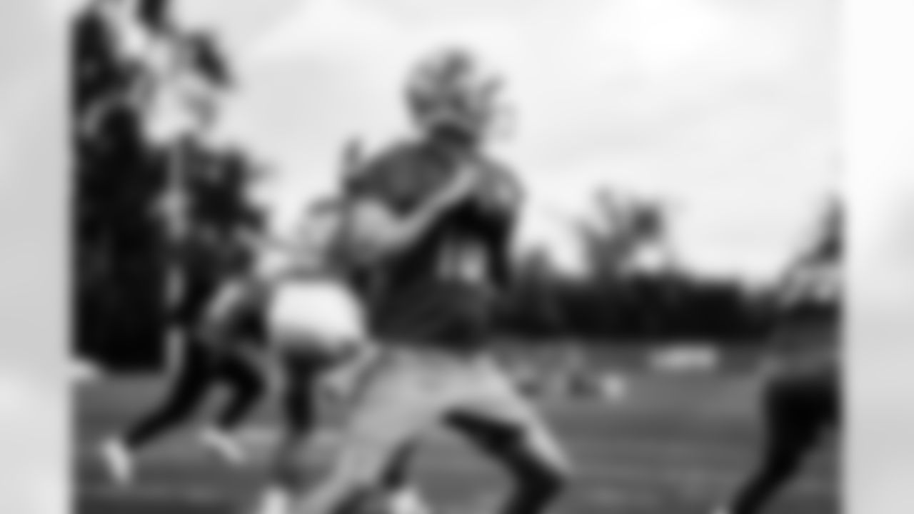 Detroit Lions quarterback Jared Goff (16) practice at the Training Facility in Allen Park, MI on August 22, 2022. (Jeff Nguyen/Detroit Lions)