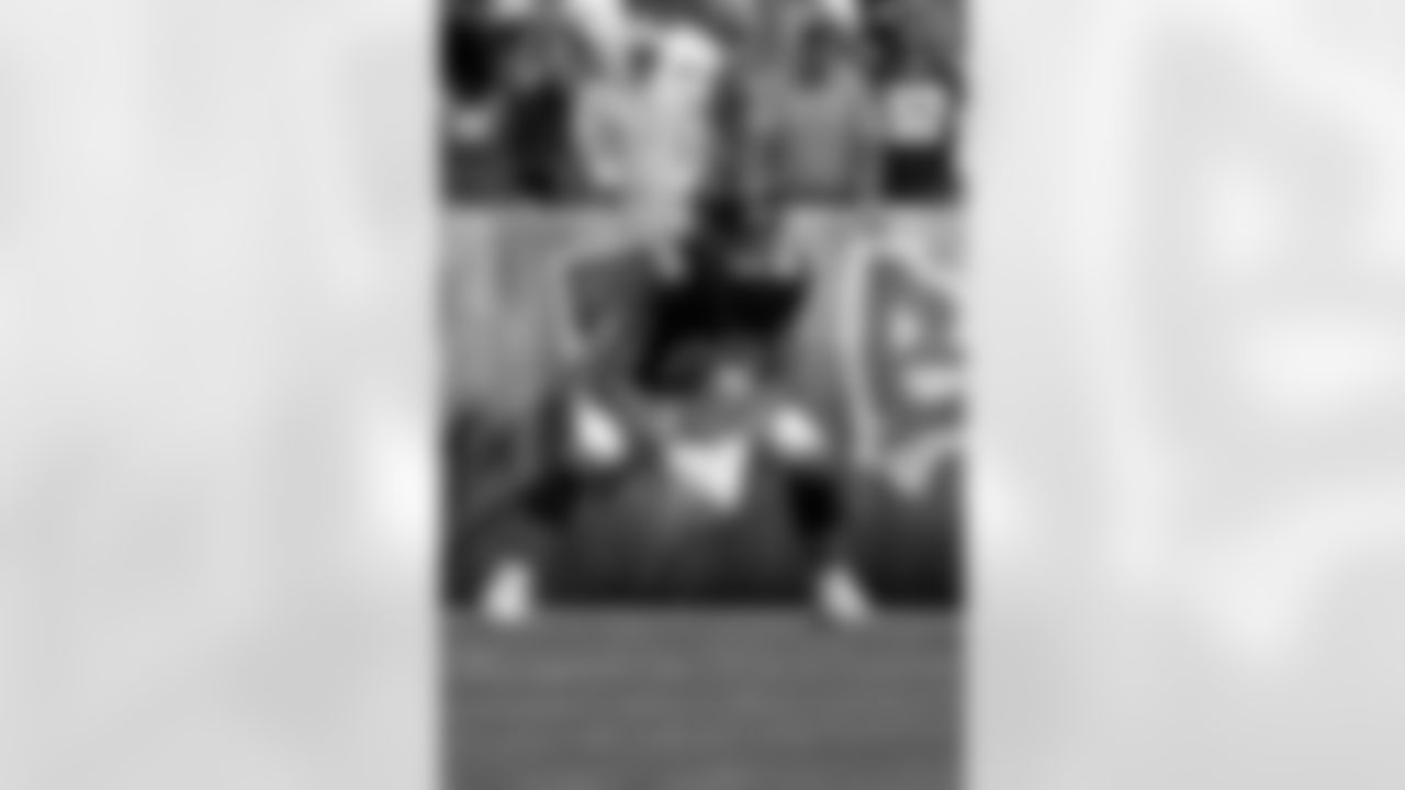 TE Cole Kmet
Backed up by Jimmy Graham, Jesse James, J.P. Holtz, and Jesper Horsted