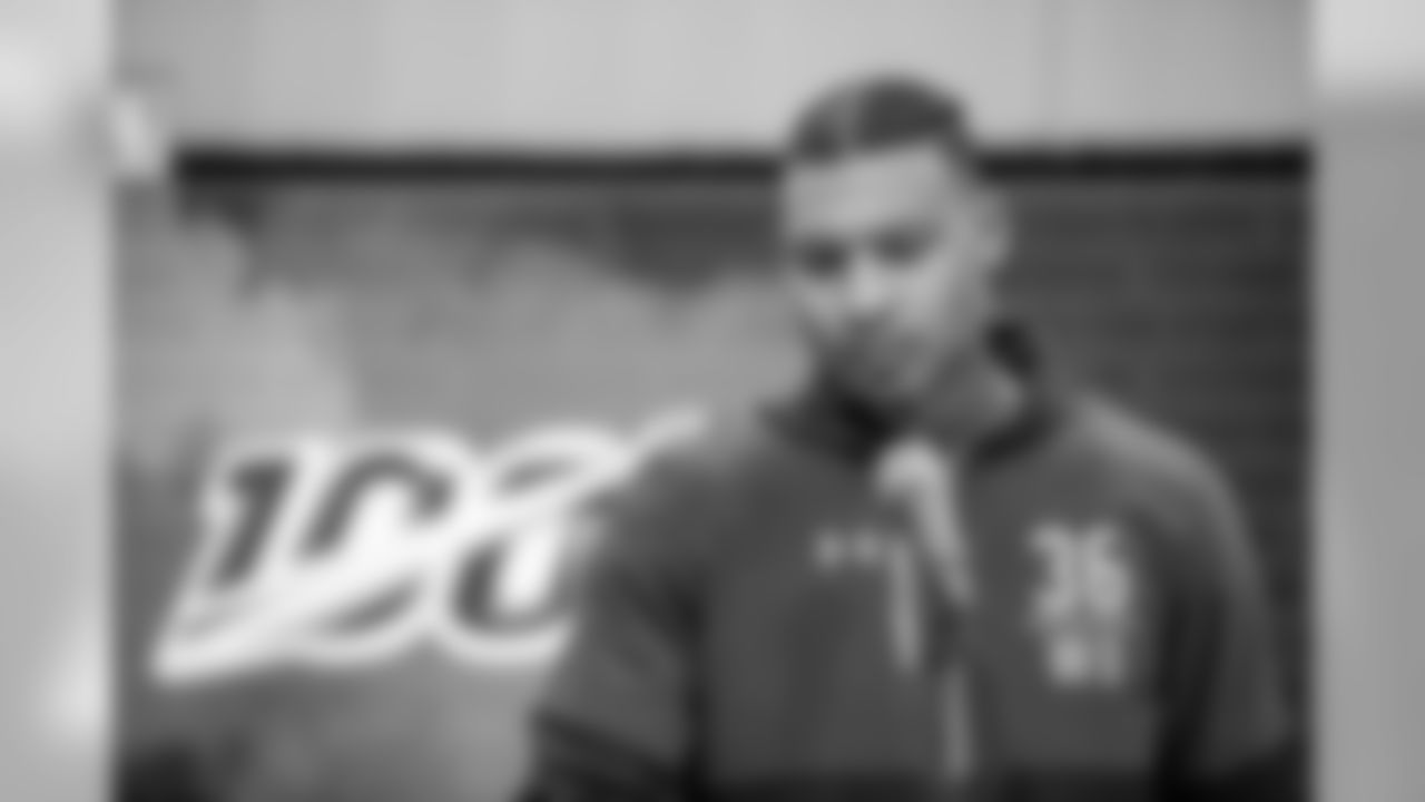 Oregon wideout Dillon Mitchell talks to the media at the NFL Scouting Combine on Friday, March 1, 2019 in Indianapolis. (Detroit Lions via AP)