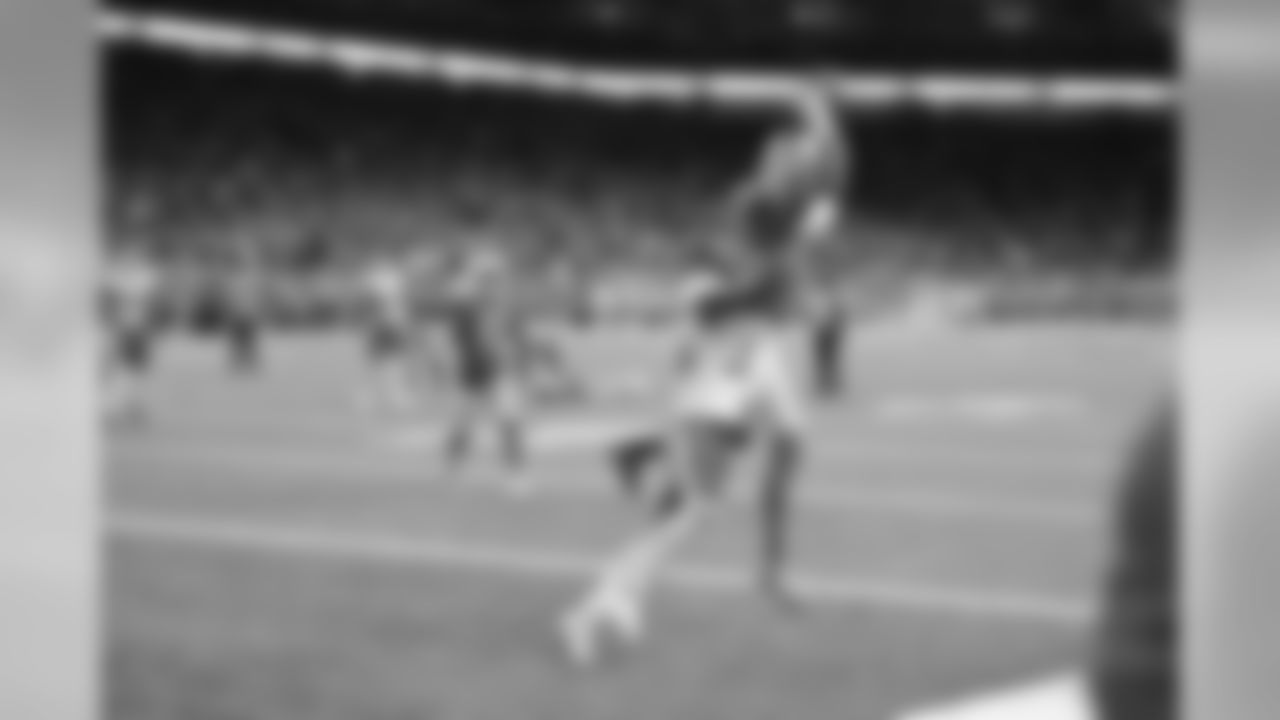 Detroit Lions wide receiver Kenny Golladay (19) catches a touchdown during a NFL football game against the Kansas City Chiefs Sunday, Sept. 29, 2019 in Detroit. (Detroit Lions via AP).