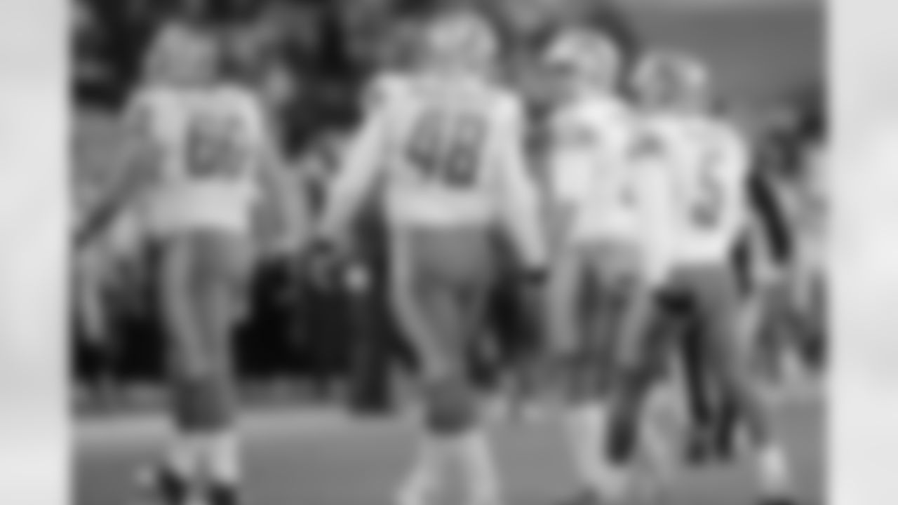 Detroit Lions long snapper Don Muhlbach (48)