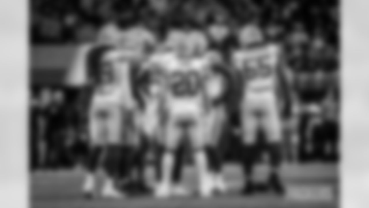 packers-falcons-batch-2-pravecek07