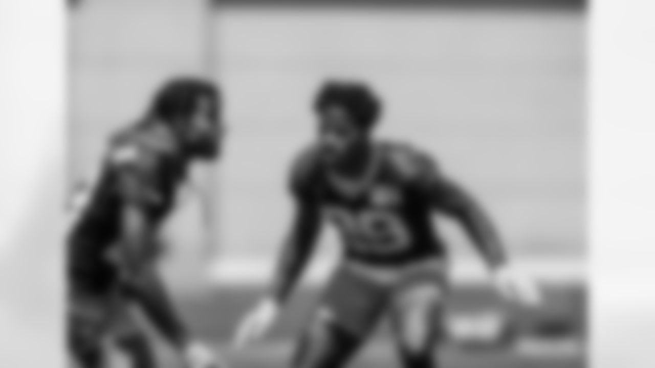 220727-training-camp-practice-1-2560125