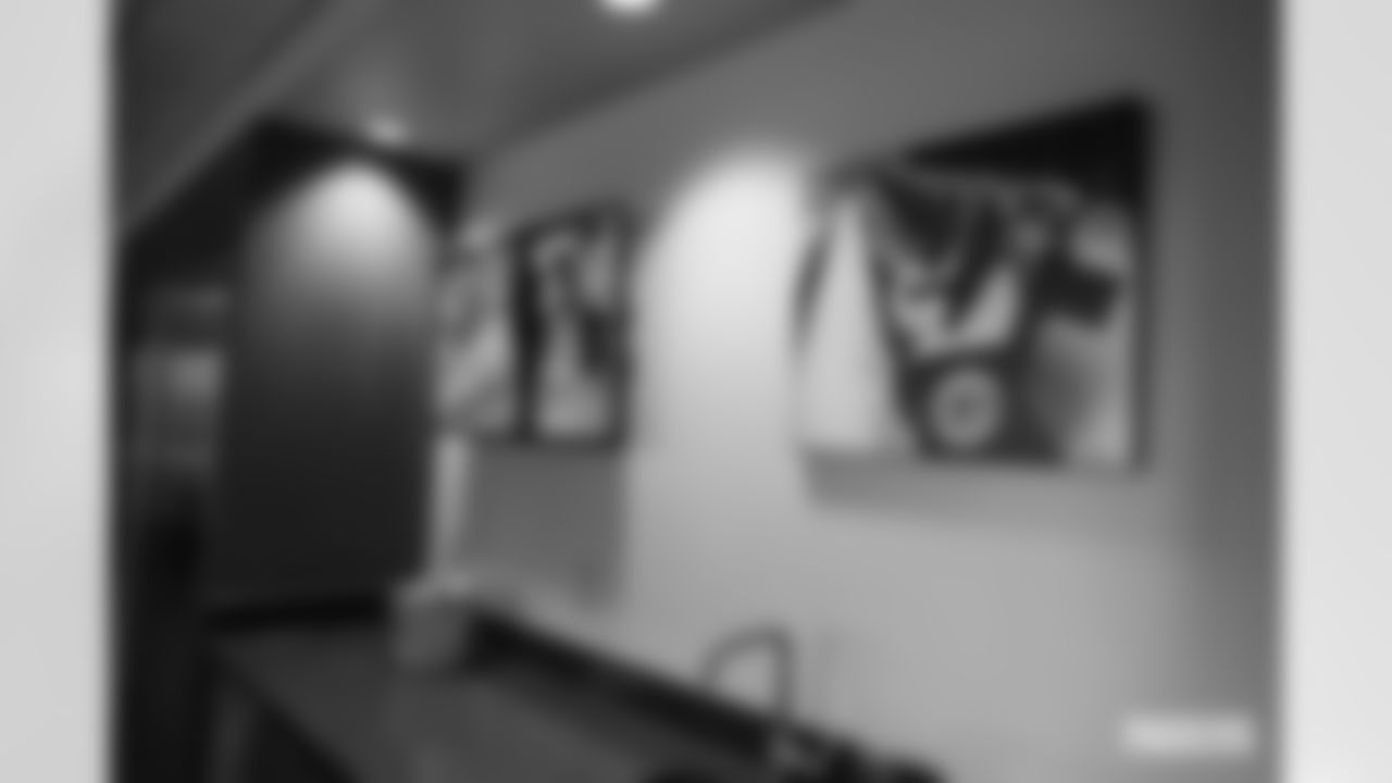 230921-alumni-suite-stone-WM-015