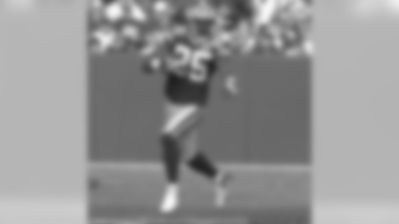 Greg Jennings