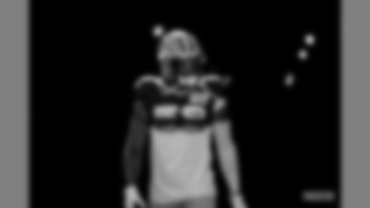 LB Christian Kirksey
