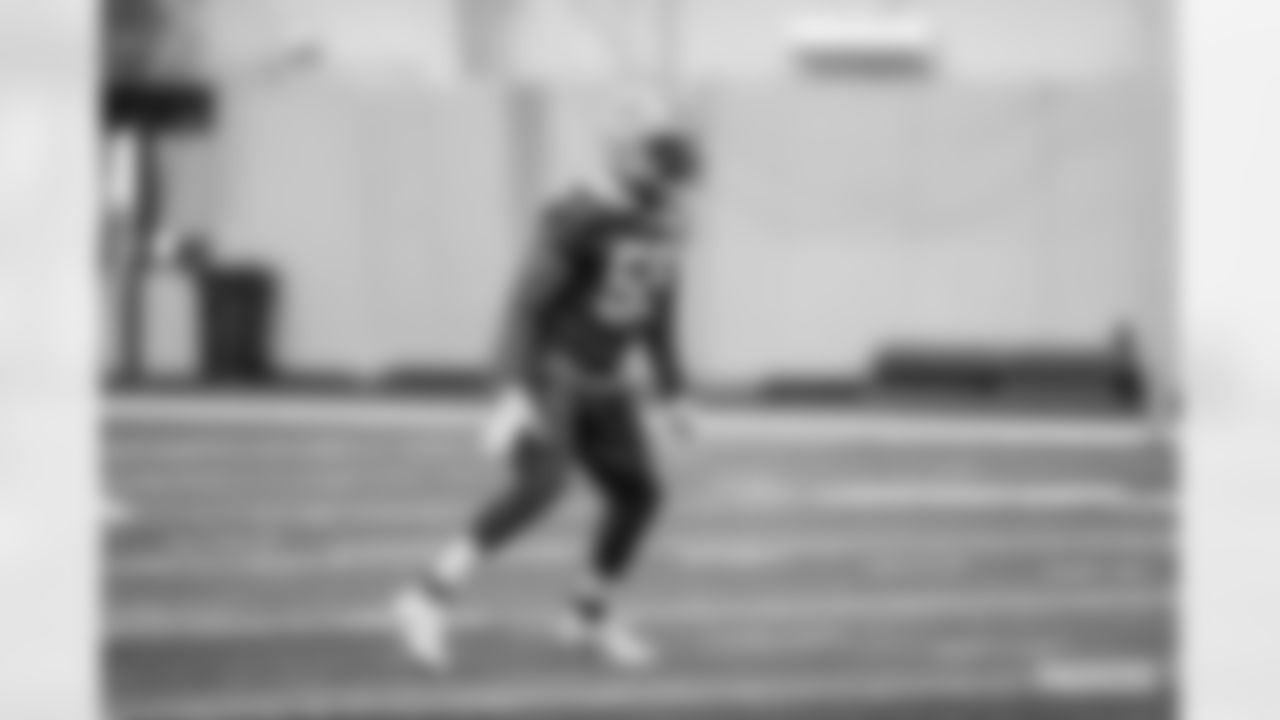 221130-evan-practice-gallery-2560062