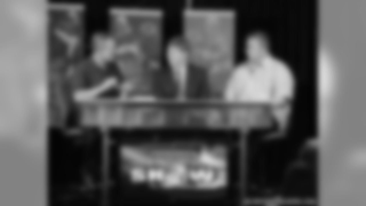 The 'Mike McCarthy Show' Films In The Tundra Tailgate Zone